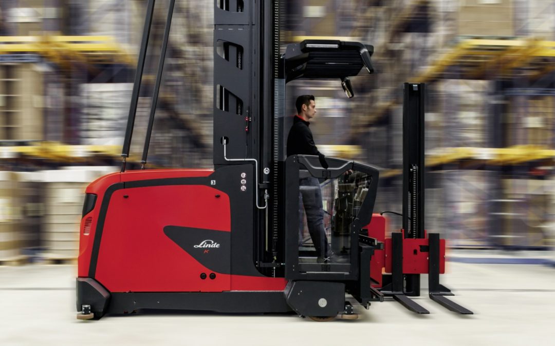 Linde Material Handling introduces new VNA trucks