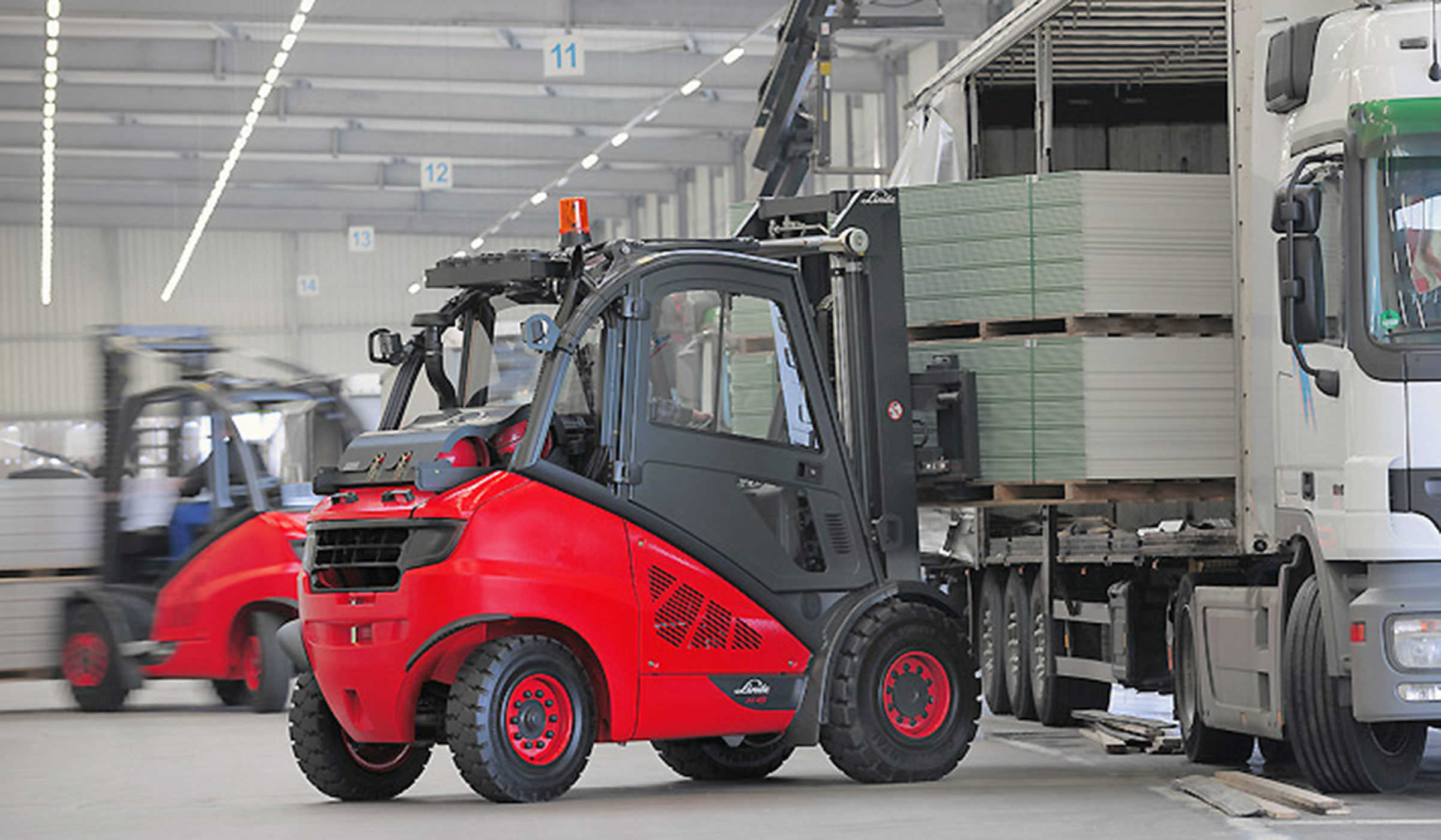 HIRE - SERIES 394 H40-H50 - Linde Material Handling Asia Pacific